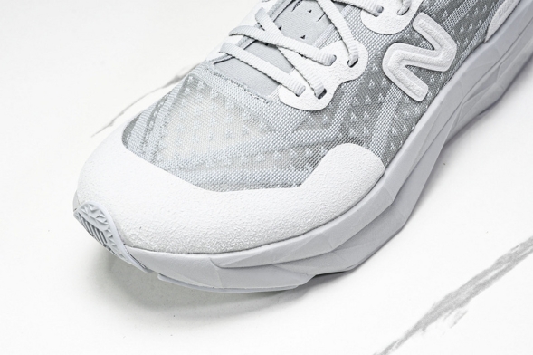 New Balance FuelCell Rebel V4 MRCELVD4 