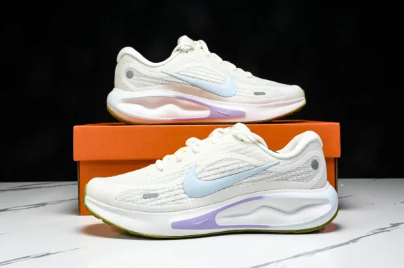 Nike Journey Run HV1798-141 
