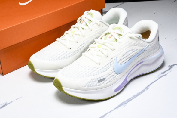 Nike Journey Run HV1798-141 