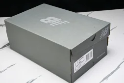 New Balance 2002R M2002RHG