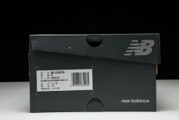New Balance 2002R ML2002RA