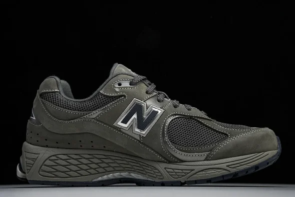 New Balance 2002R ML2002RA 