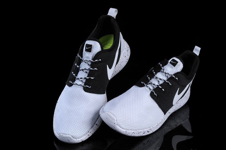 Nike Roshe Run ID  Black/White Черно белые