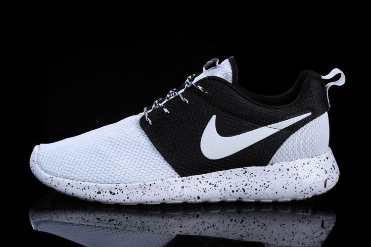 Nike Roshe Run ID  Black/White Черно белые