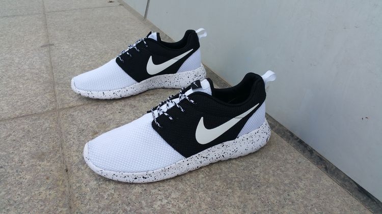 Nike Roshe Run ID  Black/White Черно белые