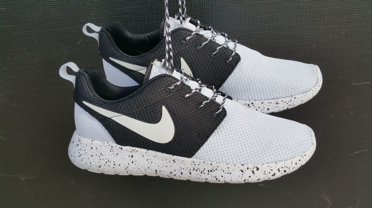 Nike Roshe Run ID  Black/White Черно белые