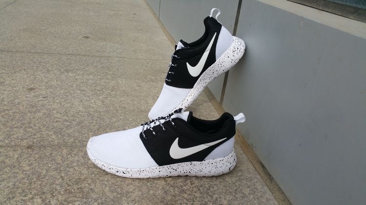 Nike Roshe Run ID  Black/White Черно белые