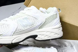 New Balance 530 MR530ZO