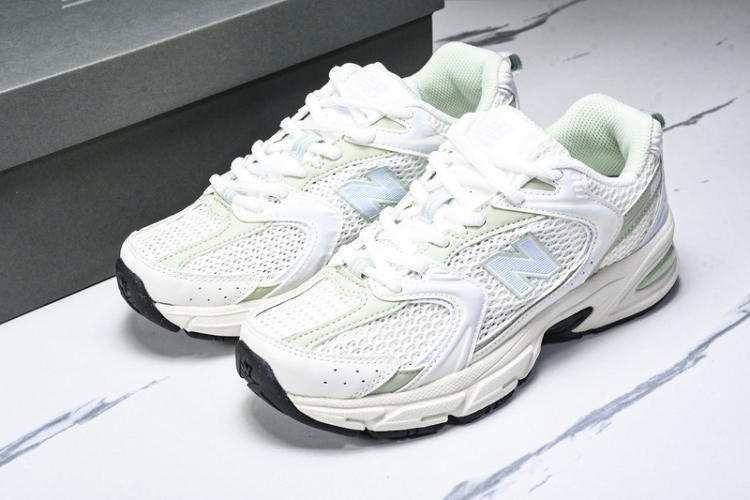 New Balance 530 MR530ZO