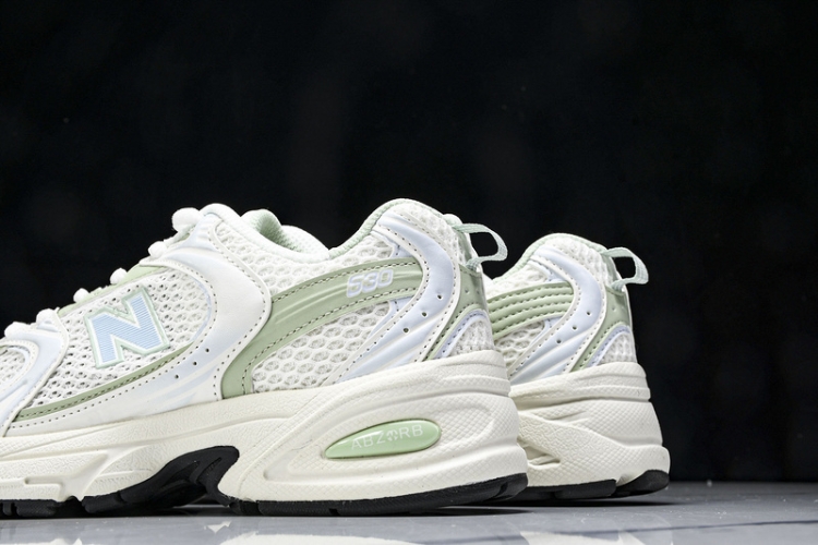  New Balance 530 MR530ZO
