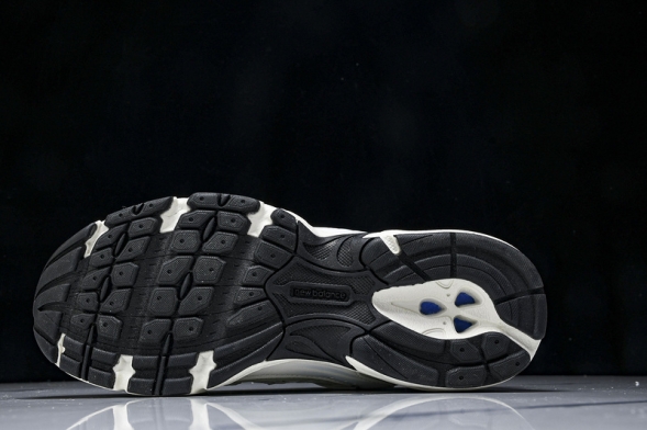 New Balance 530 MR530ZO 