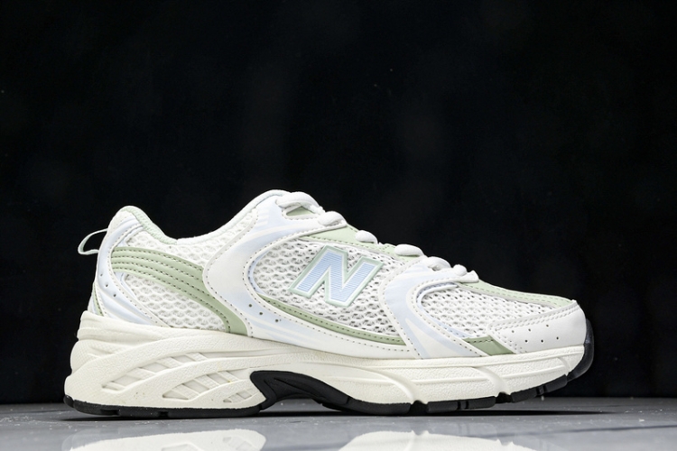  New Balance 530 MR530ZO