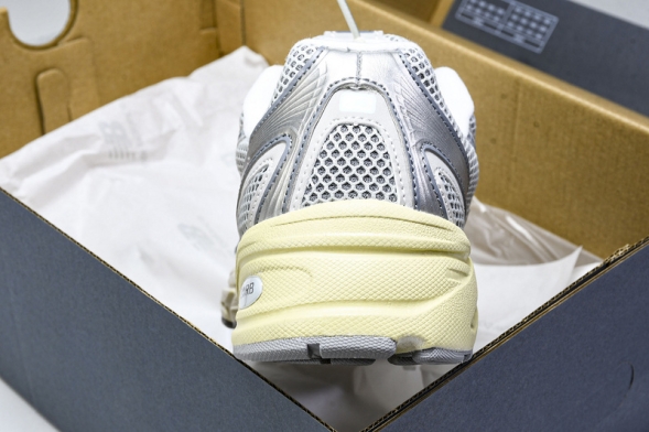 New Balance 1906 M1906WFE 