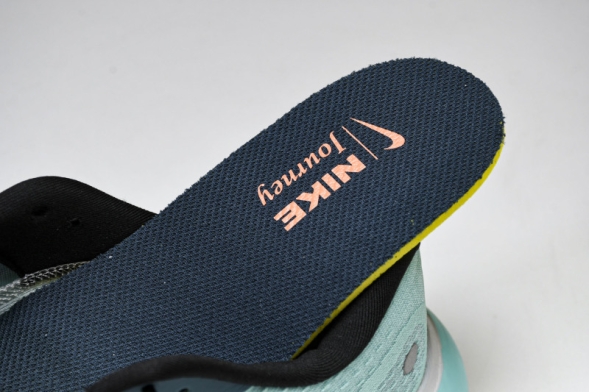 Nike Journey Run FN0228-300 