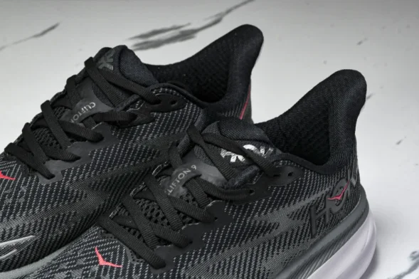 Hoka Clifton 9 1127895 BCKT 