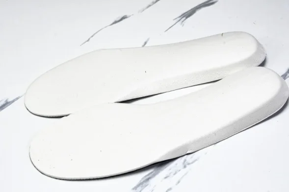 Hoka Clifton 9 1127895 BCKT 