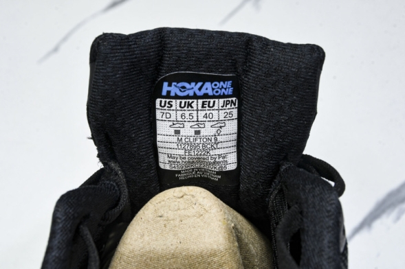 Hoka Clifton 9 1127895 BCKT 