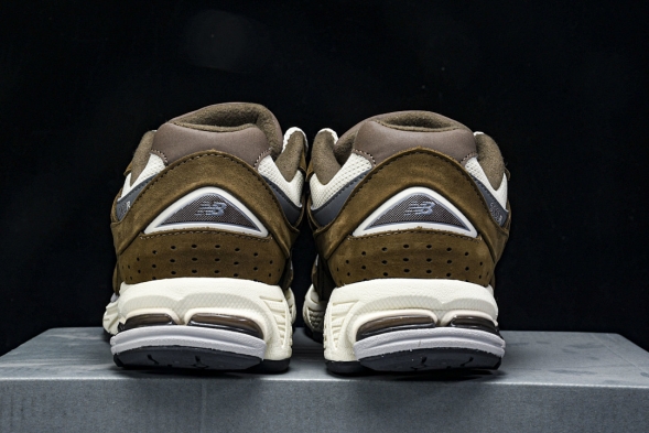 New Balance 2002R M2002RHS 