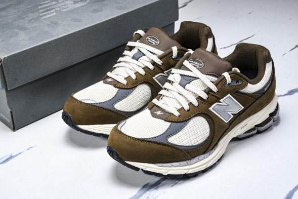 New Balance 2002R M2002RHS 