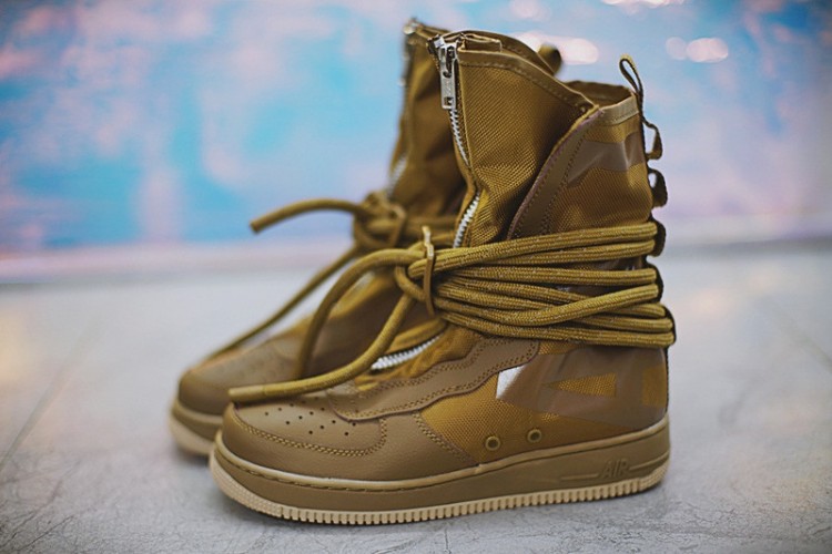 Nike SF Air Force 1 High Boot AA1128-204