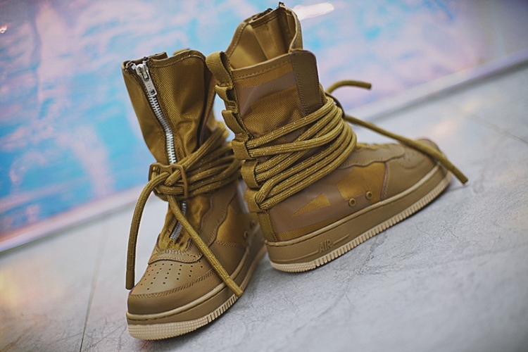 Nike SF Air Force 1 High Boot AA1128-204