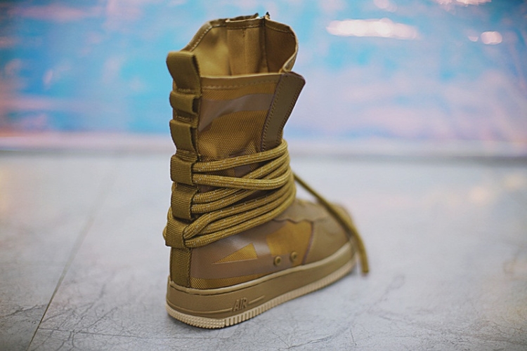 Nike SF Air Force 1 High Boot AA1128-204