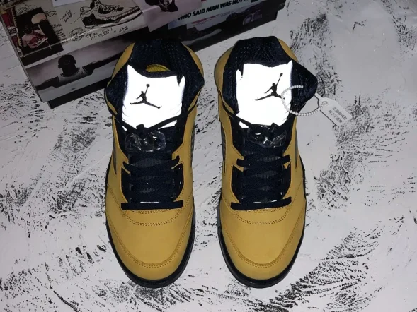 Nike Air Jordan 5 SP Michigan CQ9541-704 