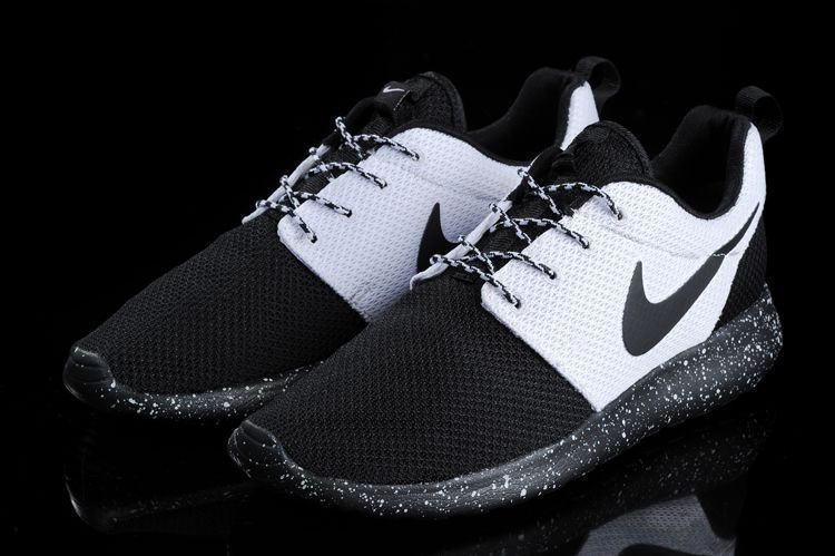 Nike Roshe Run ID  Black/White Черно белые