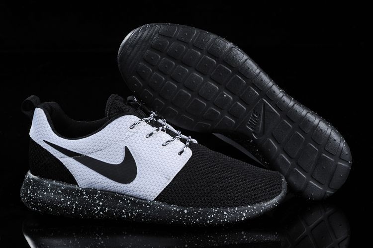 Nike Roshe Run ID  Black/White Черно белые