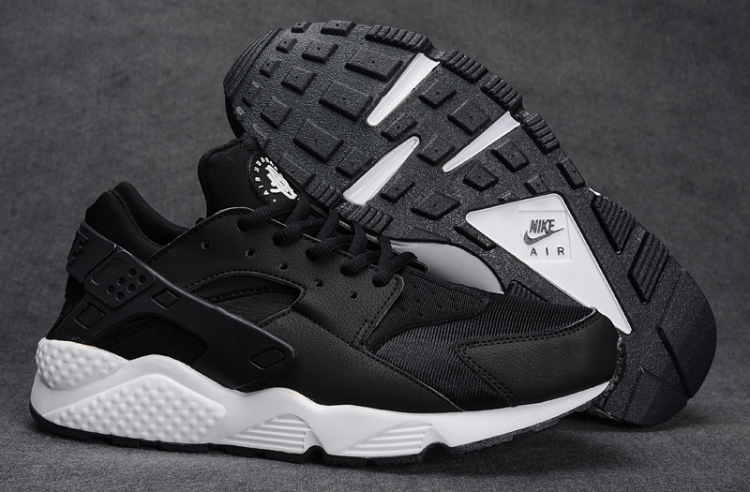 NIKE Air Huarache OREO 634835-006