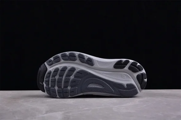 Asics Gel-kayano 31 1011B867-020 