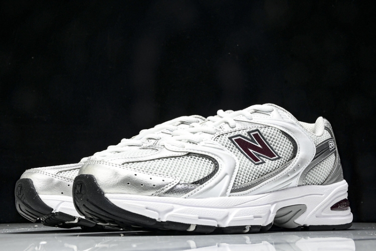  New Balance 530 MR530GS