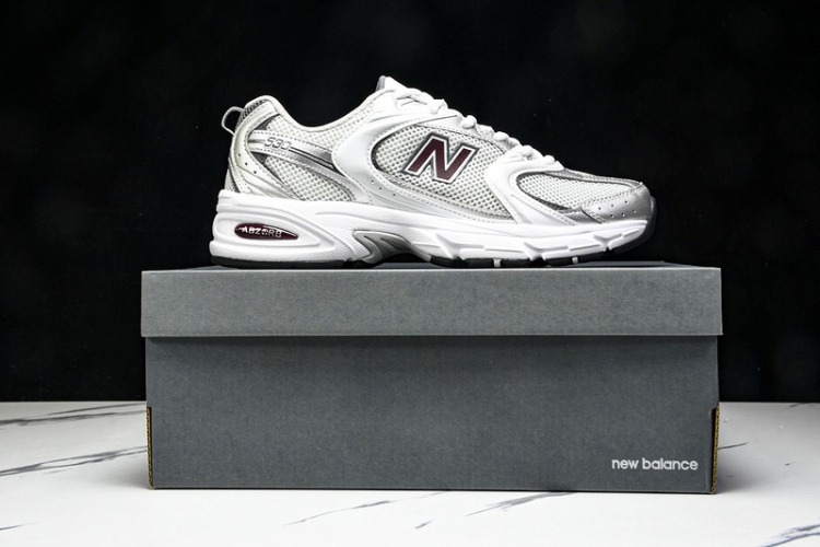  New Balance 530 MR530GS