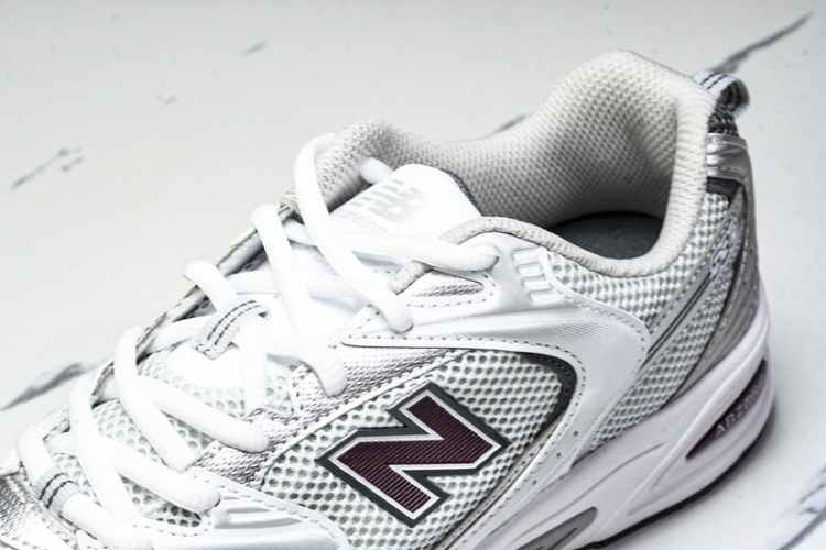  New Balance 530 MR530GS