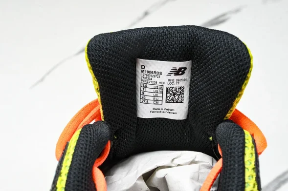 New Balance 1906 M1906RDS  