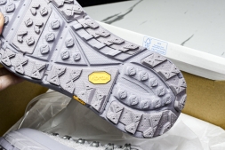 Hoka Tor Summit 155394 ARLS