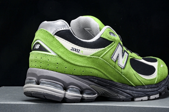 New Balance 2002R M2002RGZ 