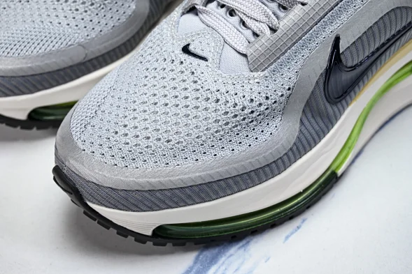 Nike Air Zoom Pegasus Premium IR1815-012 