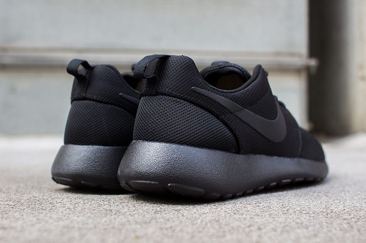 Nike Roshe Run ID  Black/Black Полностью черные