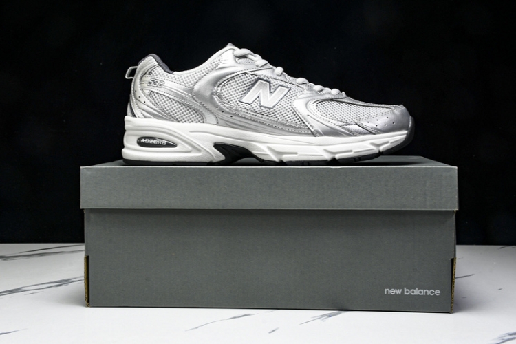  New Balance 530 MR530LG 