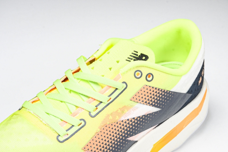  New Balance FuelCell Rebel V4 MFCXLL4