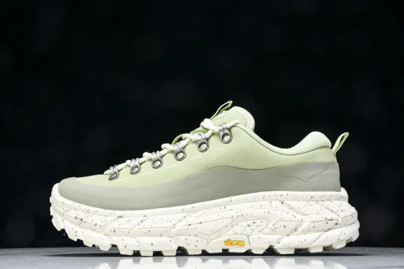 Hoka Tor Summit 1147952 SGG 
