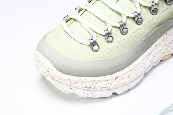 Hoka Tor Summit 1147952 SGG 