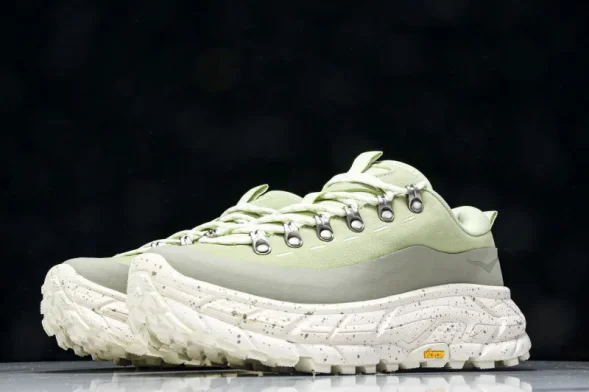 Hoka Tor Summit 1147952 SGG 