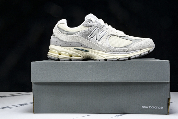 New Balance 2002R I2002REK 