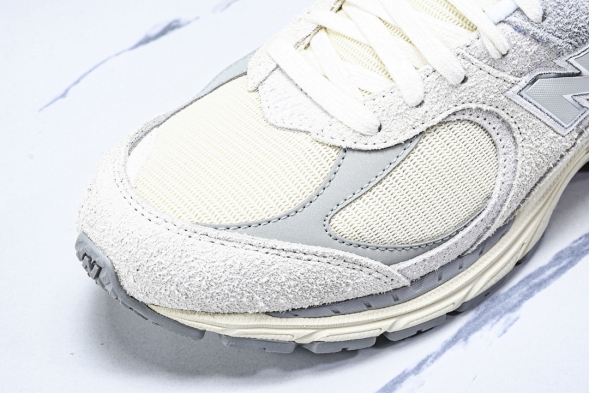 New Balance 2002R I2002REK 