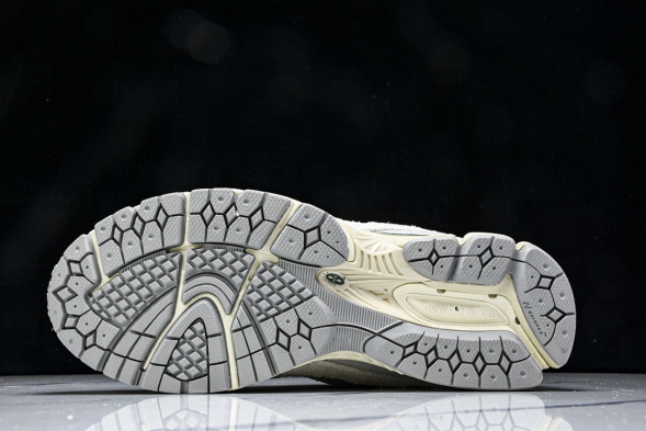 New Balance 2002R I2002REK 