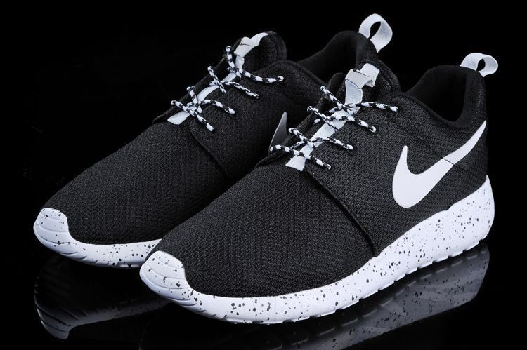 Nike Roshe Run ID  Black/White Черно белые