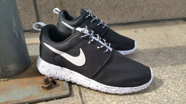 Nike Roshe Run ID  Black/White Черно белые