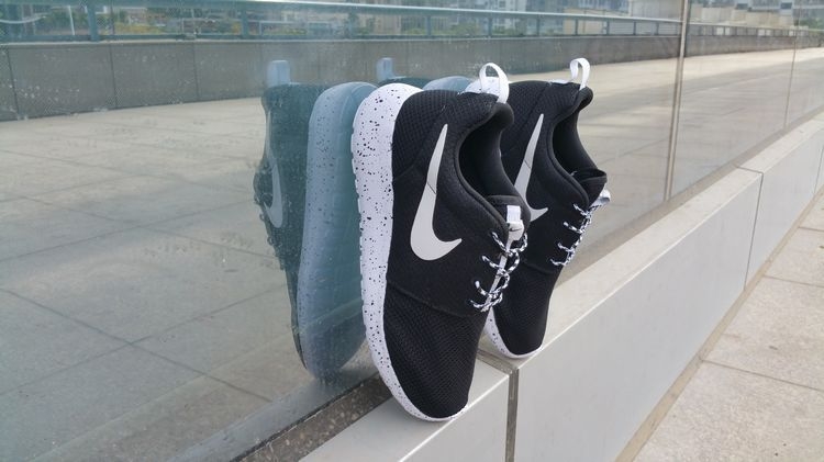 Nike Roshe Run ID  Black/White Черно белые